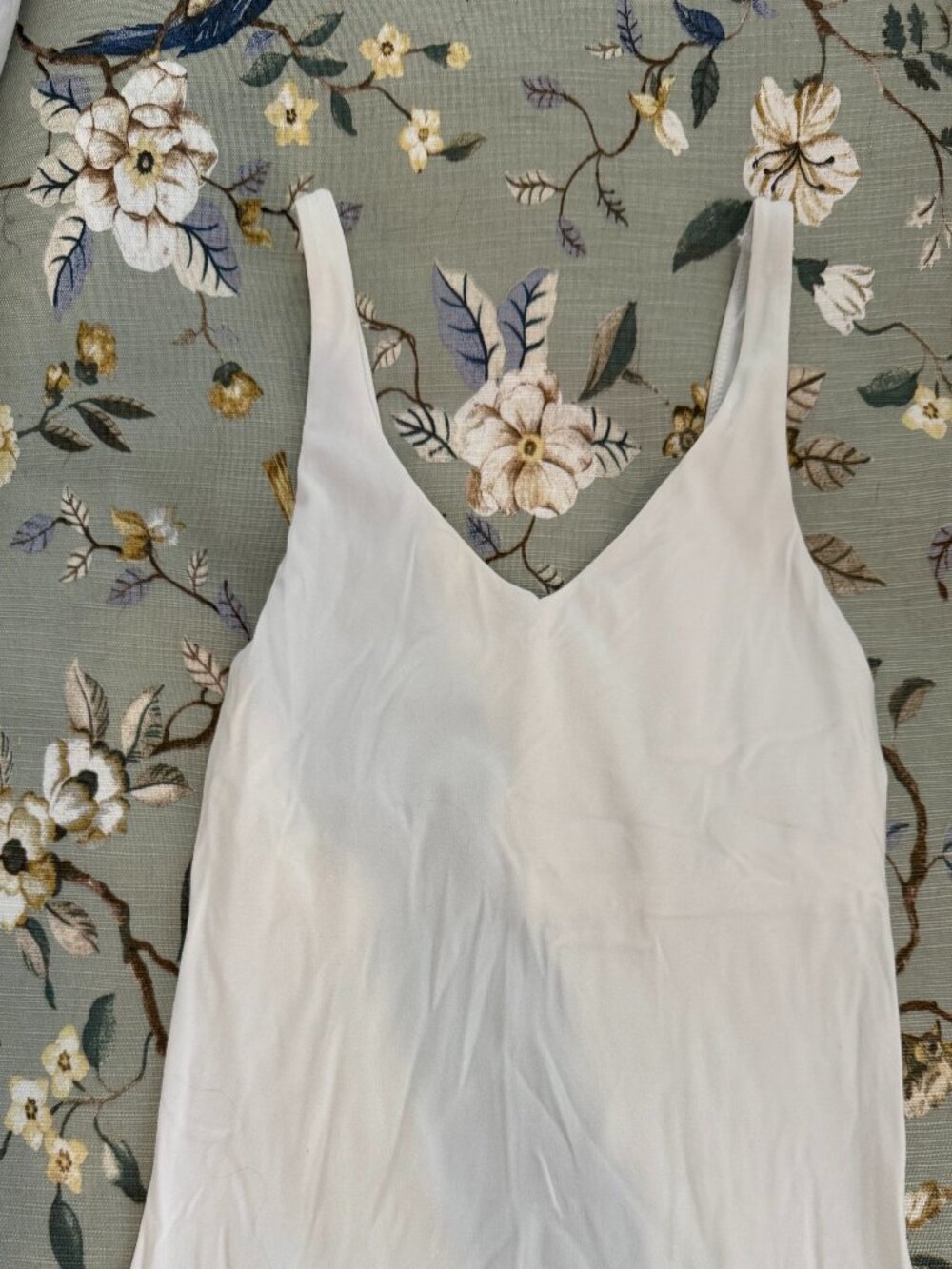 AERIE WHITE TANK TOP